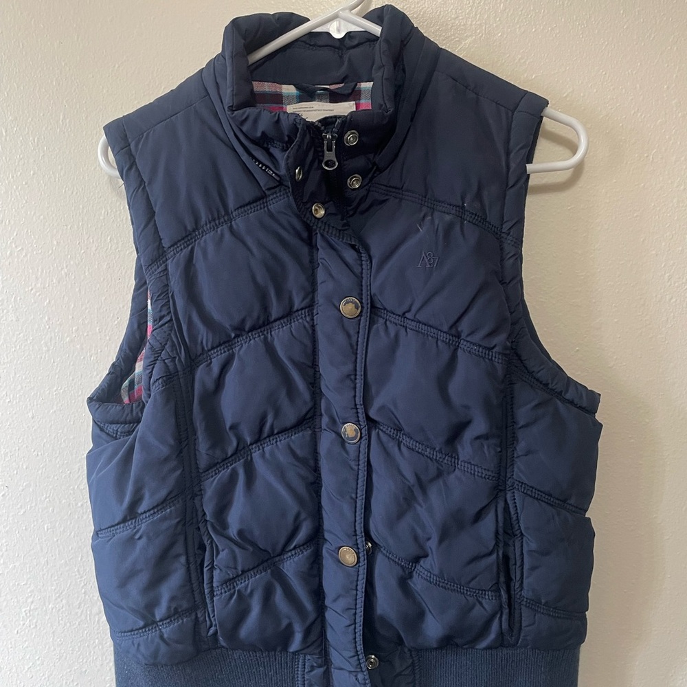 Men's Navy Blue Quilted Vest
